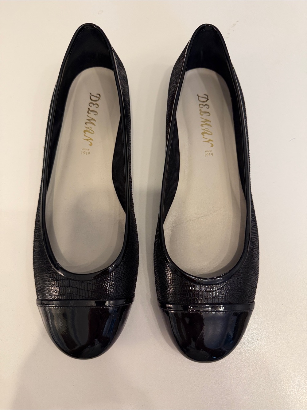 Delman Black Wendy Black Lizard Flats